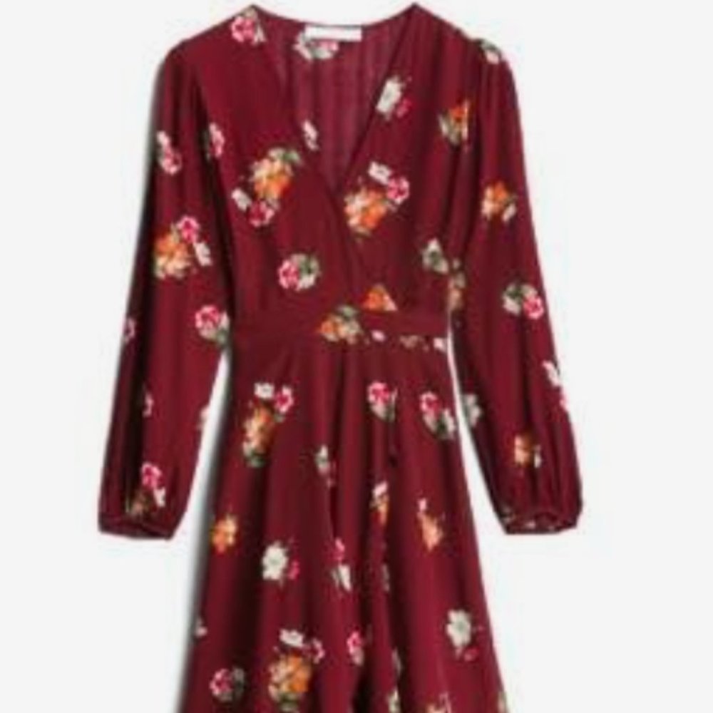 ASTR the label burgundy floral Lisandra wrap dress NWT - Picture 1 of 2